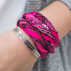Minnie Shreds Neckwear + Wristwear